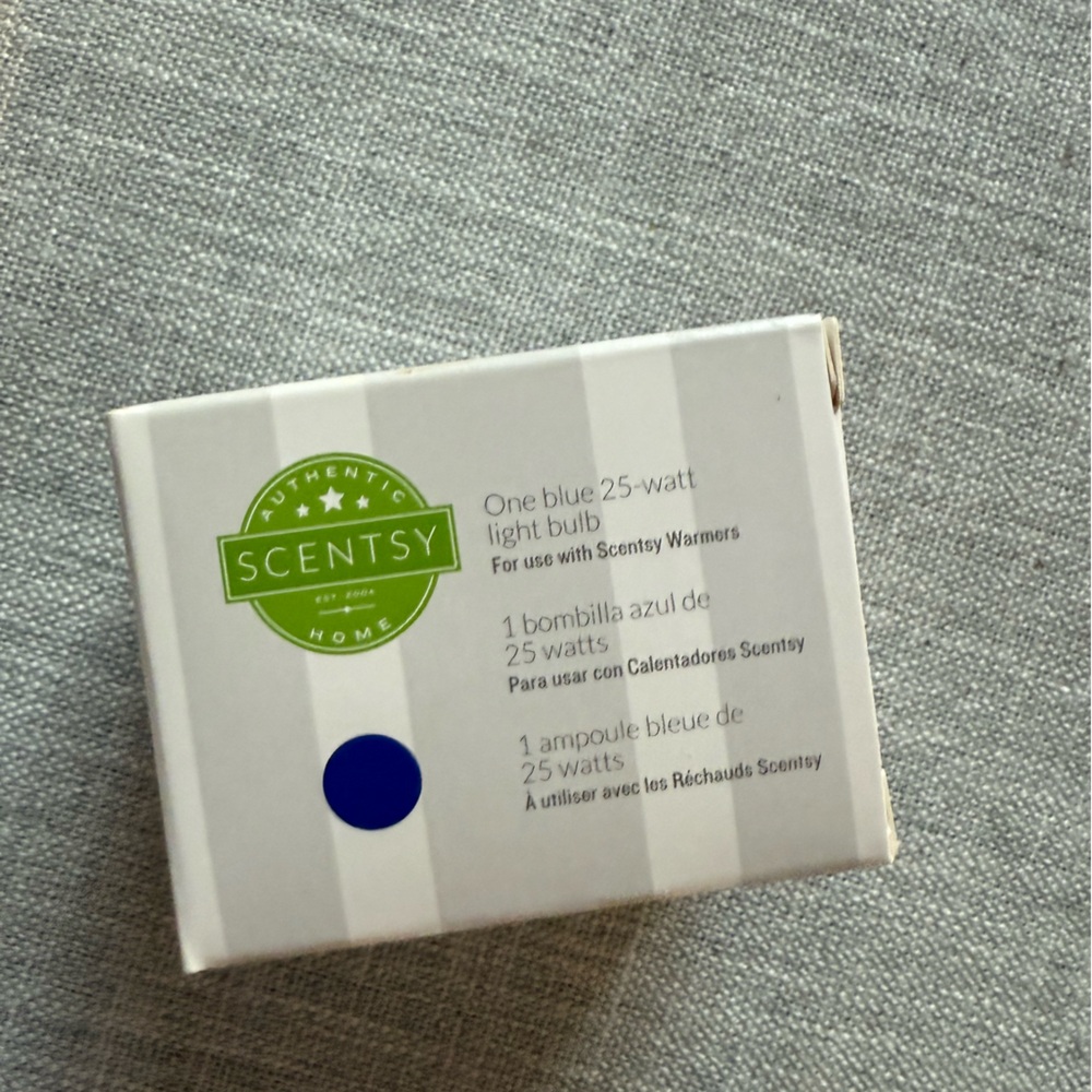 Lot of 6 Scentsy 25 Watt Replacement Bulbs in Blue, Green, and Purple New In Box - Picture 2 of 6